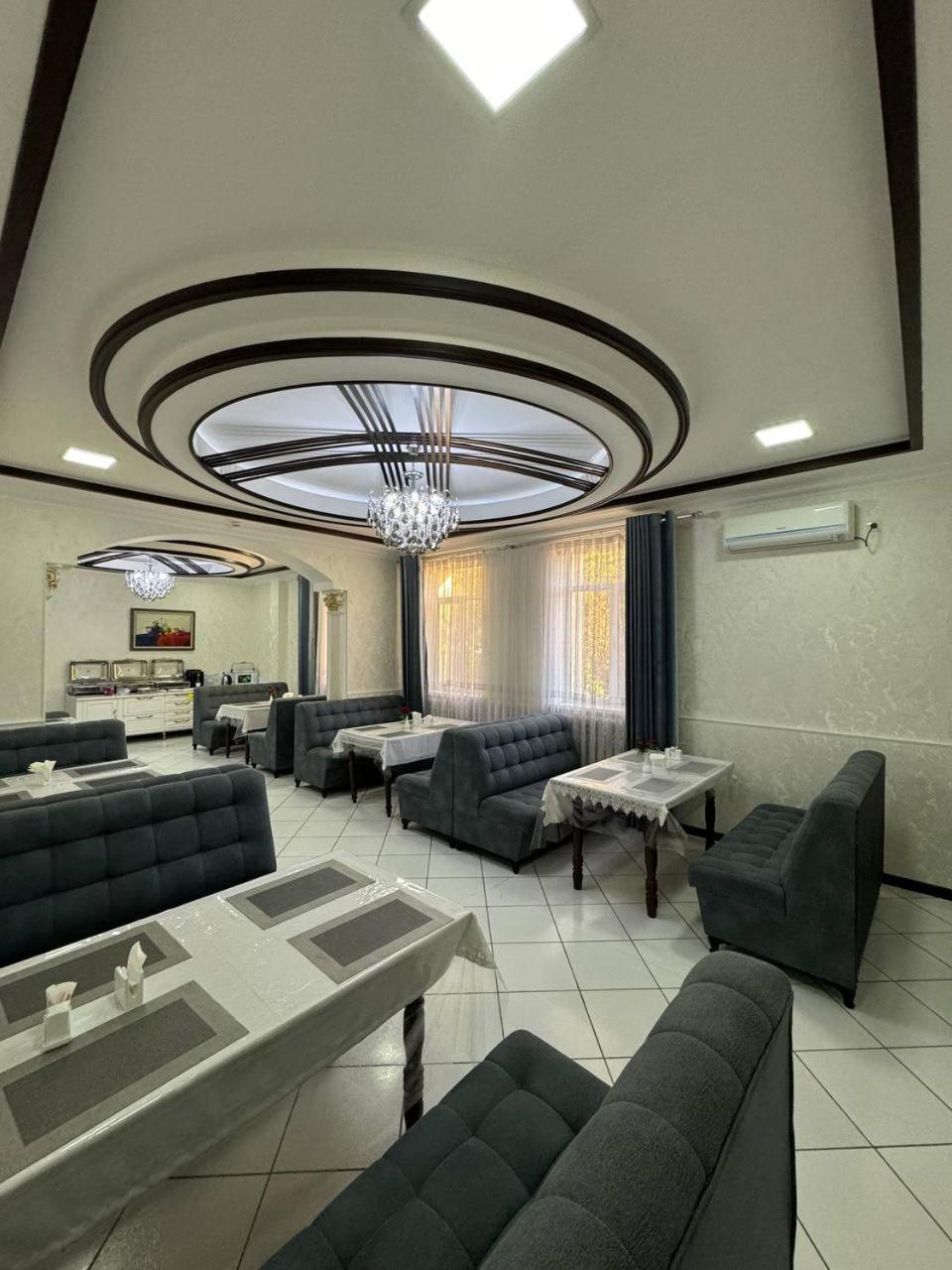 Karakalpak Palace Hotel นูกุส ภายนอก รูปภาพ