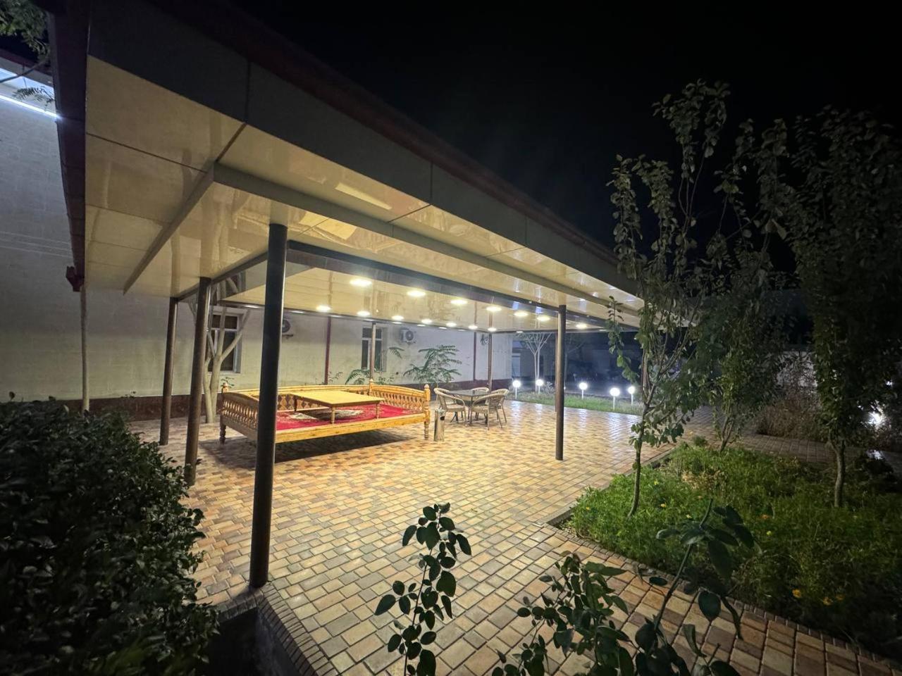 Karakalpak Palace Hotel นูกุส ภายนอก รูปภาพ